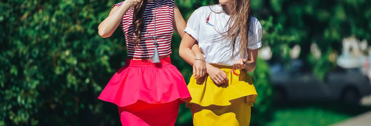 two-friends-gefac9a8d5_1280
